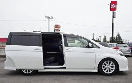 Toyota ISis I, 2011 год, 943 000 рублей, 9 фотография