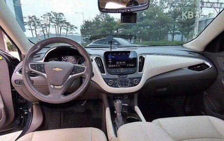 Chevrolet Malibu IX, 2021 год, 1 615 000 рублей, 7 фотография