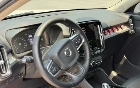 Volvo XC40 I, 2021 год, 2 000 000 рублей, 4 фотография