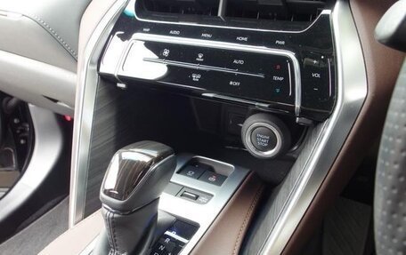 Toyota Harrier, 2021 год, 2 832 000 рублей, 12 фотография