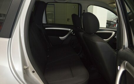 Nissan Terrano III, 2015 год, 999 000 рублей, 28 фотография