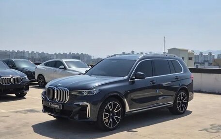 BMW X7, 2022 год, 6 940 000 рублей, 3 фотография