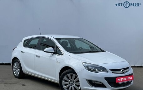 Opel Astra J, 2013 год, 815 000 рублей, 3 фотография
