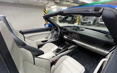 Porsche 911, 2025 год, 21 490 000 рублей, 16 фотография