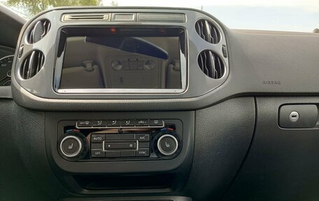 Volkswagen Tiguan I, 2015 год, 1 300 000 рублей, 15 фотография
