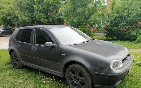 Volkswagen Golf IV, 1998 год, 130 000 рублей, 2 фотография