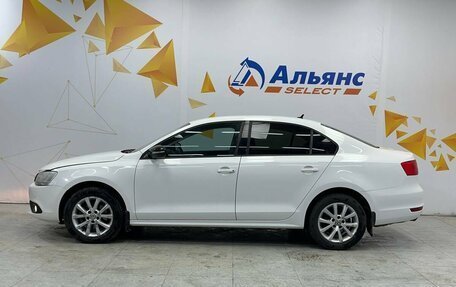 Volkswagen Jetta VI, 2011 год, 820 000 рублей, 6 фотография