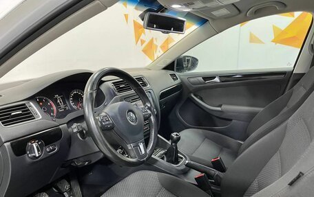 Volkswagen Jetta VI, 2011 год, 820 000 рублей, 23 фотография