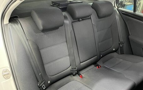 Volkswagen Jetta VI, 2011 год, 820 000 рублей, 34 фотография
