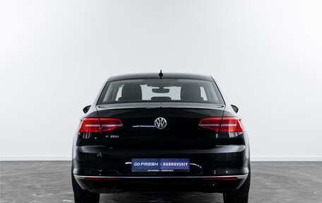 Volkswagen Passat B8 рестайлинг, 2018 год, 1 950 000 рублей, 4 фотография