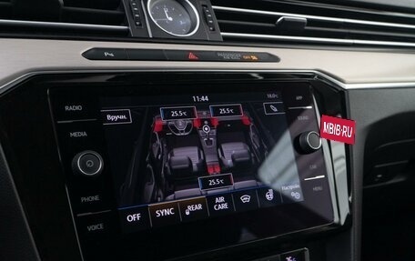 Volkswagen Passat B8 рестайлинг, 2018 год, 1 950 000 рублей, 13 фотография