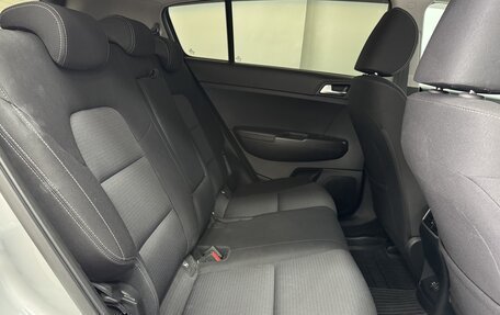 KIA Sportage IV рестайлинг, 2019 год, 2 184 000 рублей, 4 фотография