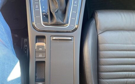 Volkswagen Passat B8 рестайлинг, 2019 год, 2 500 000 рублей, 19 фотография