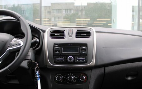 Renault Logan II, 2019 год, 1 081 000 рублей, 12 фотография