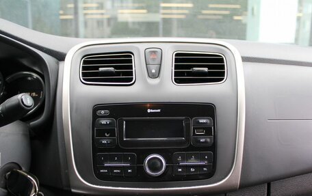 Renault Logan II, 2019 год, 1 081 000 рублей, 13 фотография