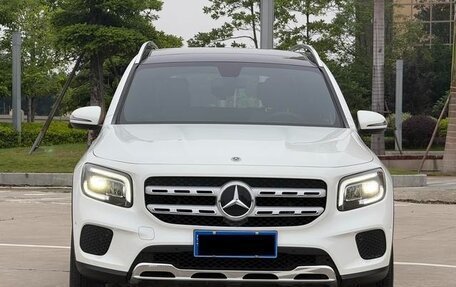 Mercedes-Benz GLB, 2021 год, 2 175 555 рублей, 2 фотография