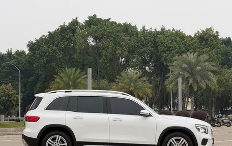 Mercedes-Benz GLB, 2021 год, 2 175 555 рублей, 3 фотография