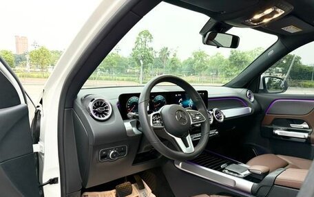 Mercedes-Benz GLB, 2021 год, 2 175 555 рублей, 7 фотография