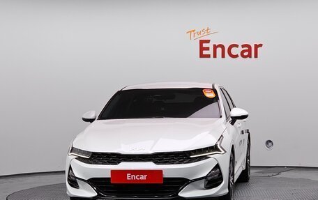KIA K5, 2023 год, 2 300 000 рублей, 7 фотография