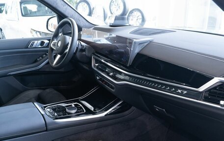 BMW X7, 2024 год, 15 800 000 рублей, 16 фотография