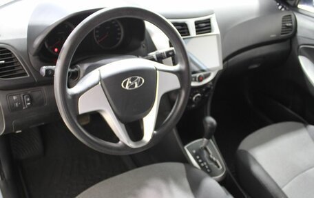 Hyundai Solaris II рестайлинг, 2012 год, 890 000 рублей, 12 фотография