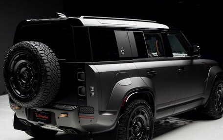 Land Rover Defender II, 2025 год, 29 250 000 рублей, 5 фотография
