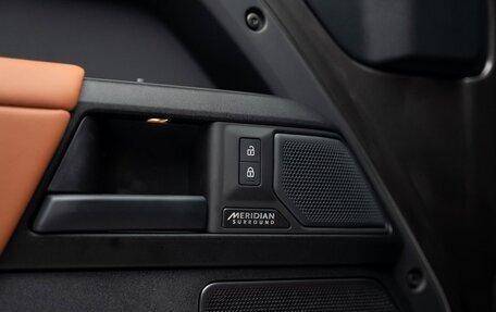 Land Rover Defender II, 2025 год, 29 250 000 рублей, 12 фотография