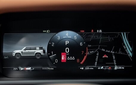 Land Rover Defender II, 2025 год, 29 250 000 рублей, 15 фотография