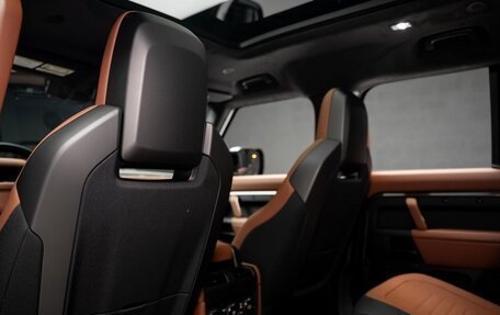 Land Rover Defender II, 2025 год, 29 250 000 рублей, 26 фотография