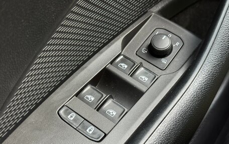 Skoda Octavia IV, 2021 год, 3 500 000 рублей, 21 фотография