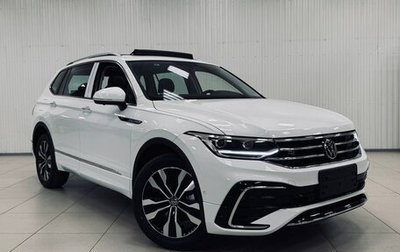 Volkswagen Tiguan II, 2023 год, 4 480 000 рублей, 1 фотография
