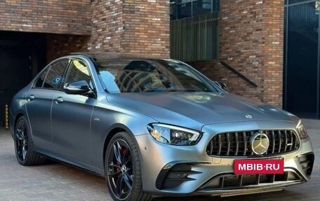 Mercedes-Benz E-Класс, 2023 год, 10 700 000 рублей, 1 фотография