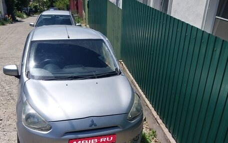 Mitsubishi Mirage VI рестайлинг, 2012 год, 280 000 рублей, 1 фотография