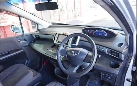 Honda Freed I, 2012 год, 710 000 рублей, 5 фотография