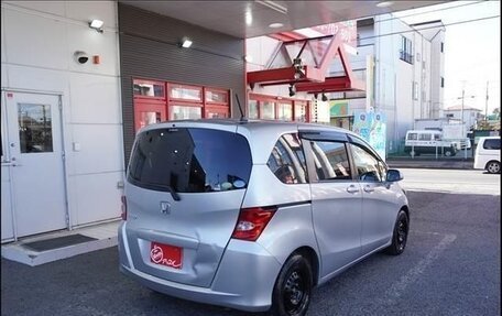 Honda Freed I, 2012 год, 710 000 рублей, 6 фотография