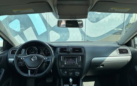 Volkswagen Jetta VI, 2016 год, 1 500 000 рублей, 2 фотография