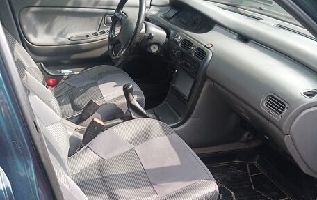 Mazda 626, 1993 год, 220 000 рублей, 9 фотография