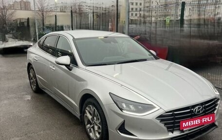 Hyundai Sonata VIII, 2021 год, 2 500 000 рублей, 2 фотография