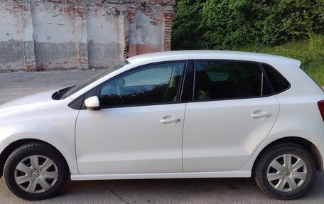 Volkswagen Polo VI (EU Market), 2011 год, 700 000 рублей, 4 фотография