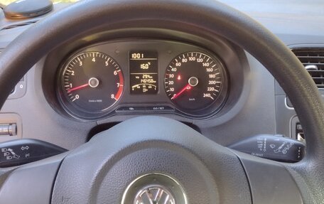 Volkswagen Polo VI (EU Market), 2011 год, 700 000 рублей, 10 фотография