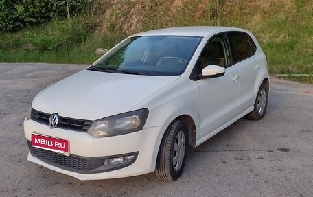 Volkswagen Polo VI (EU Market), 2011 год, 700 000 рублей, 2 фотография