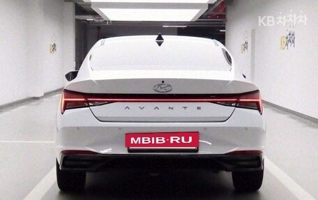 Hyundai Avante, 2021 год, 1 615 000 рублей, 3 фотография