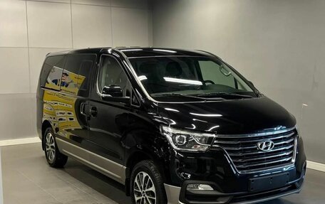 Hyundai Grand Starex Grand Starex I рестайлинг 2, 2019 год, 4 257 000 рублей, 2 фотография