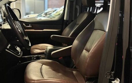 Hyundai Grand Starex Grand Starex I рестайлинг 2, 2019 год, 4 257 000 рублей, 9 фотография