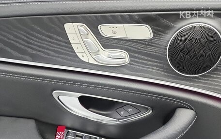 Mercedes-Benz E-Класс, 2021 год, 3 615 000 рублей, 21 фотография