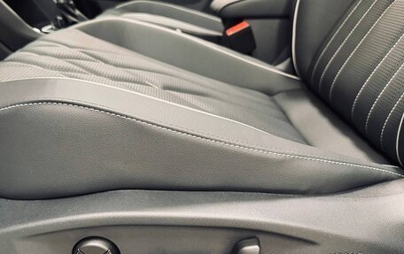Volkswagen Tiguan II, 2023 год, 4 480 000 рублей, 6 фотография