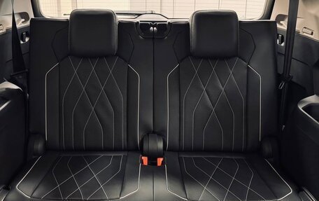 Volkswagen Tiguan II, 2023 год, 4 480 000 рублей, 7 фотография