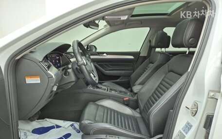 Volkswagen Passat B8 рестайлинг, 2021 год, 2 200 020 рублей, 11 фотография