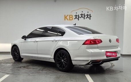 Volkswagen Passat B8 рестайлинг, 2021 год, 2 200 020 рублей, 3 фотография
