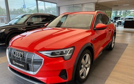 Audi e-tron I, 2020 год, 5 390 000 рублей, 2 фотография